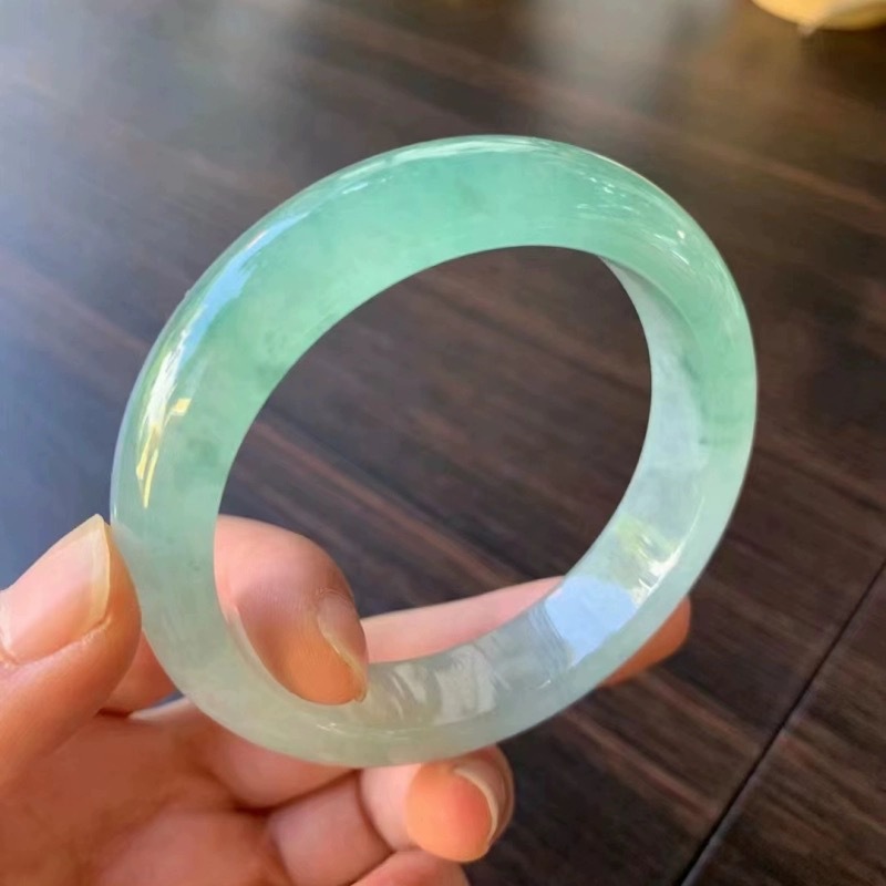 Pulseira de jadeite translúcid - Lighting avaliação e preço